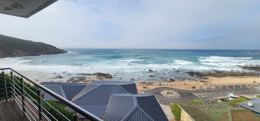 6 Bedroom Property for Sale in Herolds Bay Western Cape